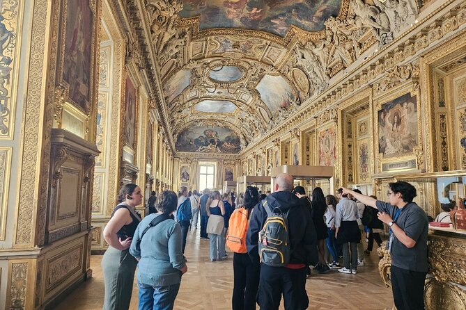 Louvre Museum Masterpieces Guided Tour in Small Group with Access - The 2-Hour Louvre Highlights Route: How the Guide Keeps You From Getting Lost