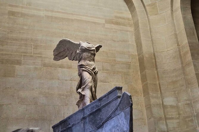 Louvre Museum Masterpieces Guided Tour in Small Group with Access - Mona Lisa, Venus de Milo, and Winged Victory: The Headliners You’ll Actually Find