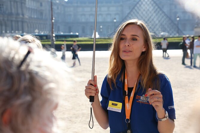 Louvre Museum Masterpieces Guided Tour with Access - Inside the Louvre: The Highlights Route and Why It Works