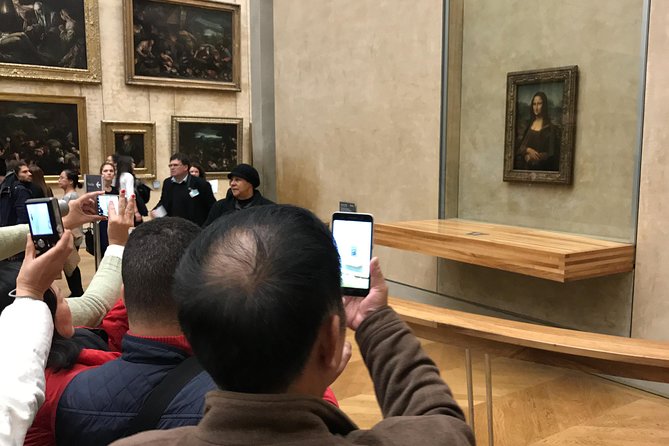 Louvre Museum Masterpieces Guided Tour - Meeting at Librairie Delamain: the part you should not rush