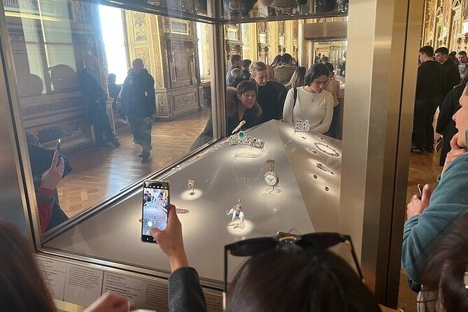 Louvre Museum & Mona Lisa Semi-Private Guided Tour (Max 6 People) - Who Should Book This Tour?