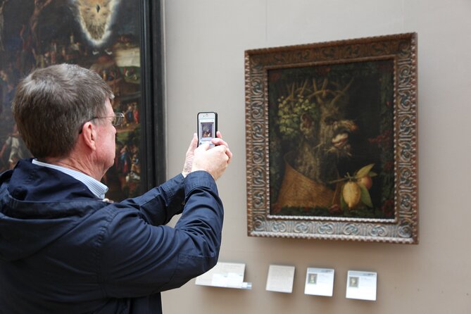 Louvre Museum Private Guided Tour with Access - Private pacing plus headsets: how you keep control of the visit