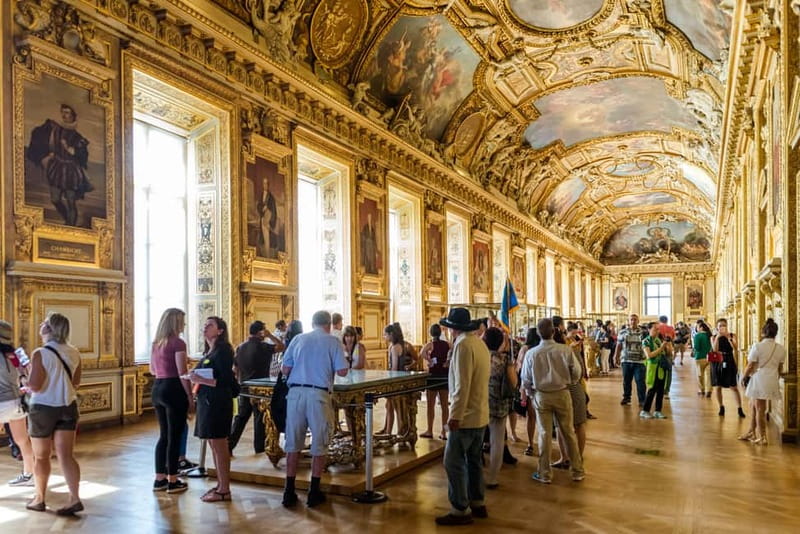 Louvre Museum: Skip-the-Line Small Group Guided Tour - Mona Lisa: not just a photo stop