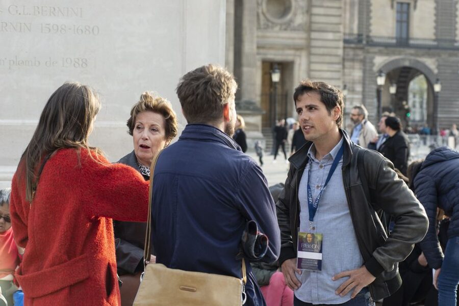 Louvre & Orsay Masterpieces - Guided Tour up to 6 guests 5h - Louvre first: you’re walking through a palace, not just a museum