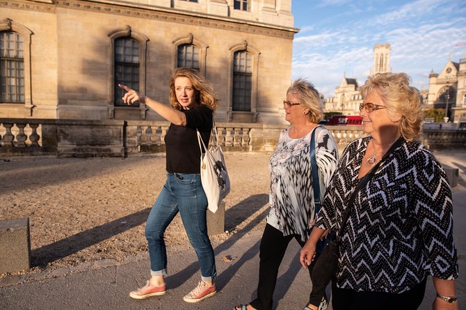 LOUVRE PRIVATE TOUR: Priority Access tickets & Local expert guide - The route: from medieval fortress areas to Napoleon’s rooms