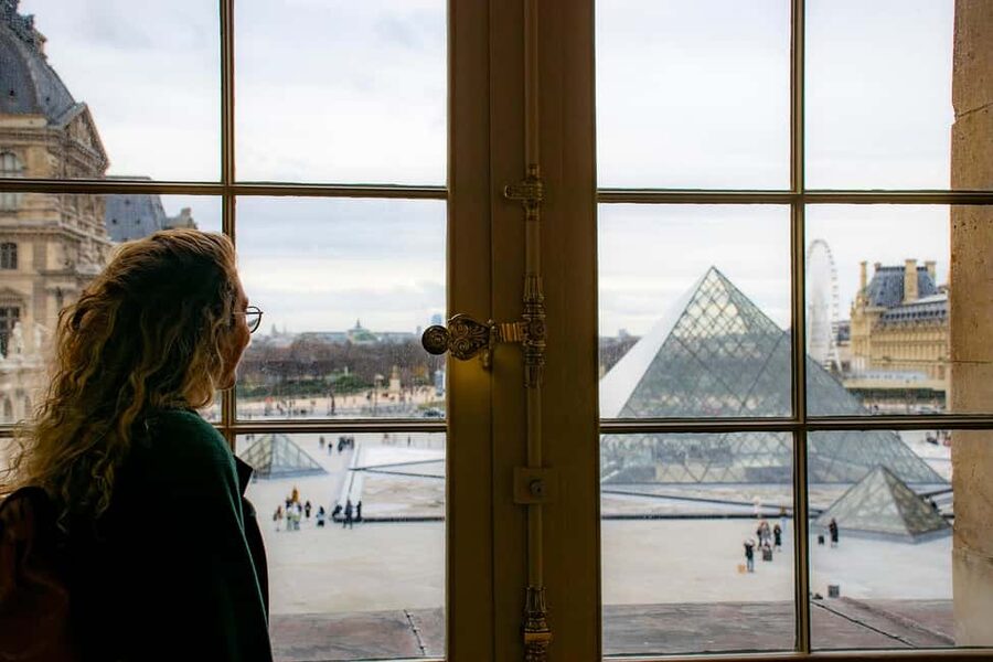 Louvre Small-Group Tour - Must-See Highlights & Mona Lisa - The Two-Hour Plan: Mona Lisa, Venus de Milo, and Winged Victory