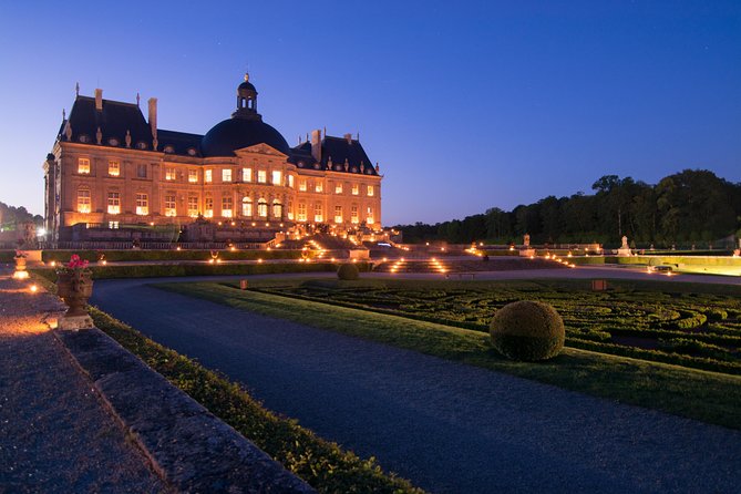 Luxury Evening Dining Experience at Chateau de Vaux-le-Vicomte - Food and Drink: What You Actually Get (and What to Confirm)