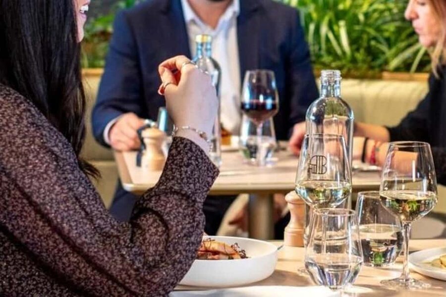 Madame Brasserie Dinner Reservation with Seine Cruise - Key moments you’ll remember