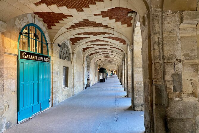 Marais HiddenTreasures, audioguided walking tour - You’ll end at Place des Vosges for an easy finish