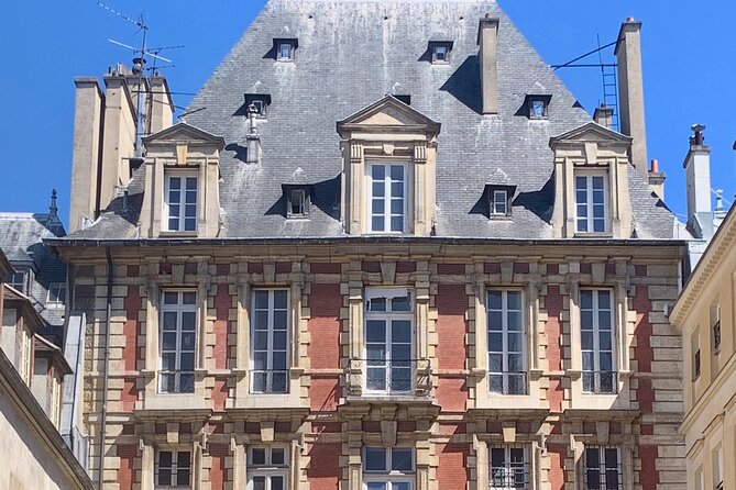 Marais Tour With a Local - What You’ll Learn: History, Architecture, and People