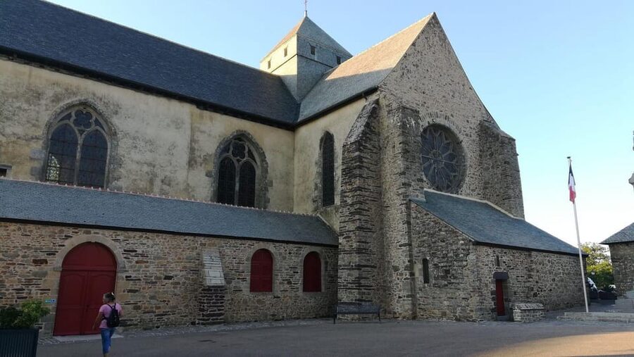 Medieval Paris & the Knights Templar Tour - Hôtel de Sens and the older streets: Paris gets hands-on real