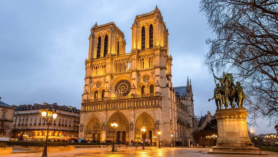 Medieval Paris & the Knights Templar Tour - Who should book this tour (and who might not)