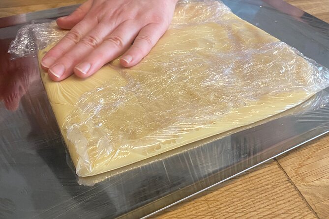 Mille Feuille Napoléon Pastry Class in Paris - What You Actually Leave With (And How to Enjoy It)