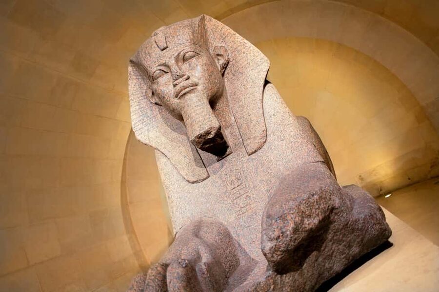 Mona Lisa & Treasures: 6-people Max Louvre Experience - A 2-hour Louvre Tour With Up to 6 People Actually Feels Manageable