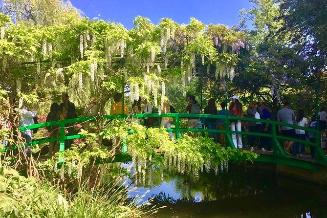 Monet's Gardens & House-Private Giverny Tour From Paris - Claude Monet’s House: Blue Rooms, Refurbished Spaces, and Daily Life