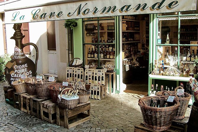 Mont Saint-Michel with Calvados Tasting Private Tour from Paris - Price and logistics: is $667.63 per person worth it?