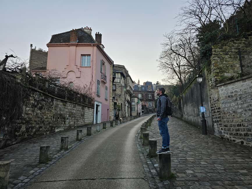 Montmartre Before the Crowds: Walk Tour & Breakfast - Who this tour is best for (and who should skip it)