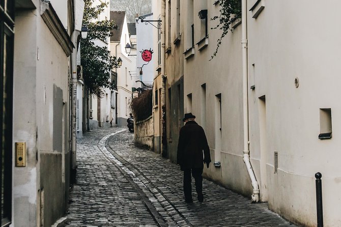 Montmartre District Walking Tour in Paris - What to watch for during the walk (so it stays fun)