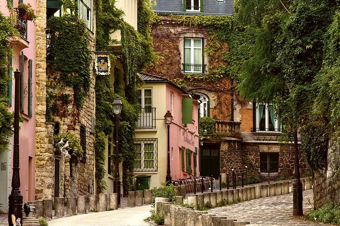 Montmartre District Walking Tour in Paris - Who this tour is best for