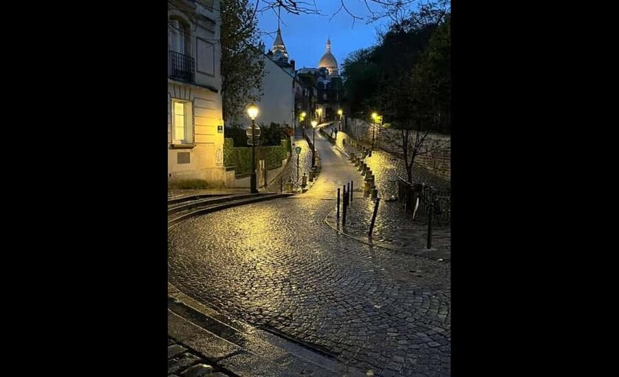 Montmartre for Art Lovers - Walking tour with Expert Guide - Key highlights at a glance