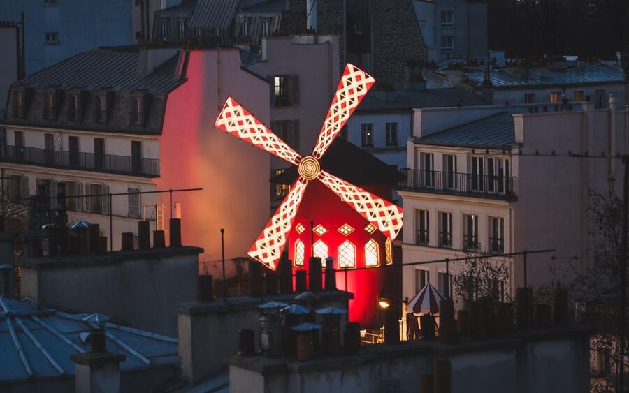 Montmartre: Guided tour to Sacré-Coeur - Price and value: what $50 buys in Montmartre
