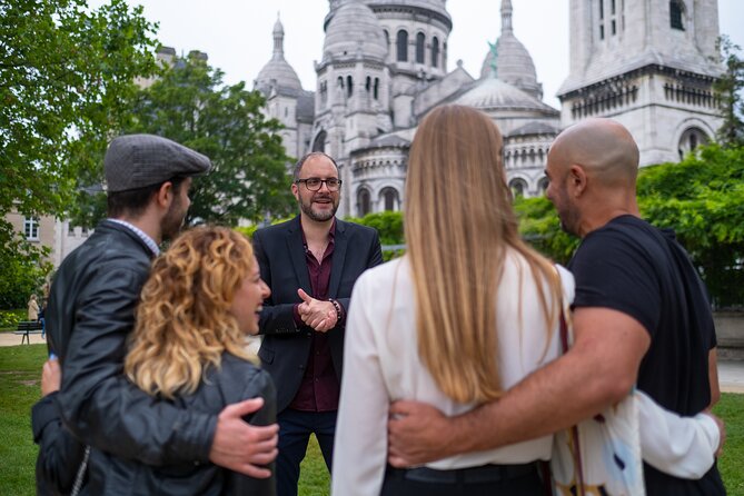 Montmartre Guided Walking Tour: Famous Artists and Cabarets - Getting oriented at the meeting point near Place Blanche