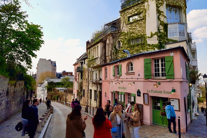 Montmartre Guided Walking Tour: Famous Artists and Cabarets - Moulin Rouge first: can-can legends and what you’ll notice