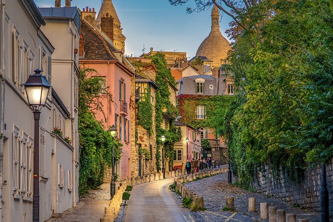 Montmartre Guided Walking Tour: Famous Artists and Cabarets - Van Gogh’s home link and the windmills that kept turning