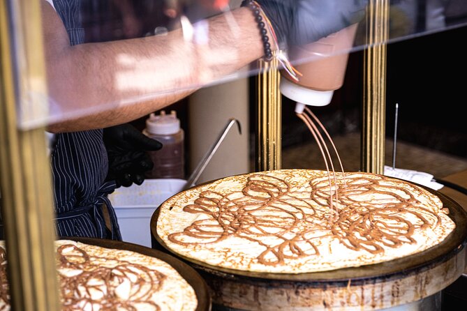 Montmartre Hill French Afternoon Tea Tasting Tour with Crepes and Macarons - Key things I’d circle before you go