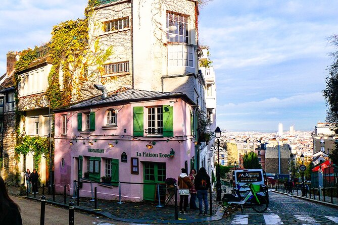 Montmartre Marvels Small Group Guided Stroll in Bohemian Paris - Place du Tertre: Caricaturists and the Old-School Artist Square