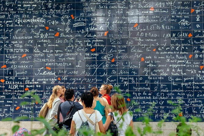 Montmartre Private Food Walking Tour With Locals: The 10 Tastings - Stop 3: Place du Tertre for culture between bites
