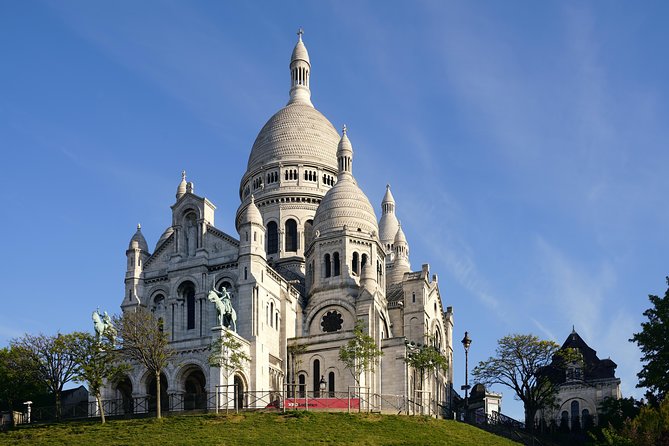Montmartre’s heritage with specialties tasting Private Tour - Timing, Comfort, and Meeting-Point Reality