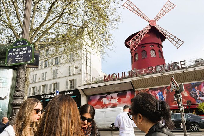 Montmartre & Sacré Coeur : Museum & Coffee In A Tiny Group Tour - Key things I’d watch for