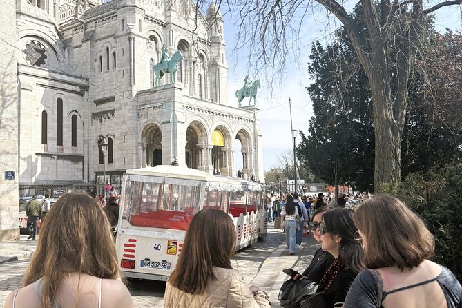 Montmartre & Sacré Coeur : Museum & Coffee In A Tiny Group Tour - How Montmartre Art Meets Sacré-Cœur Views in One Walk