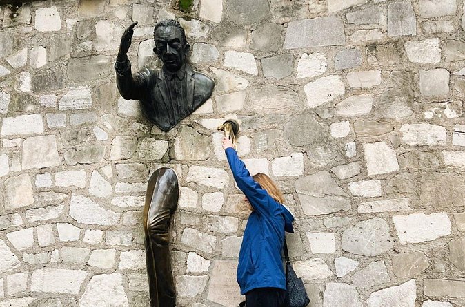 Montmartre & Sacré Coeur : Museum & Coffee In A Tiny Group Tour - Coffee Included: The Break That Actually Helps