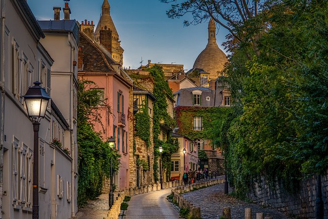 Montmartre: Secret Stories of Paris - Self-Guided Audio Tour - The route: a smart loop through Montmartre’s icons and side stories