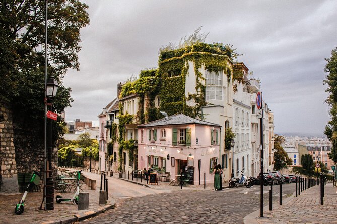 Montmartre: Secret Stories of Paris - Self-Guided Audio Tour - Potential trouble spots (and how to avoid them)