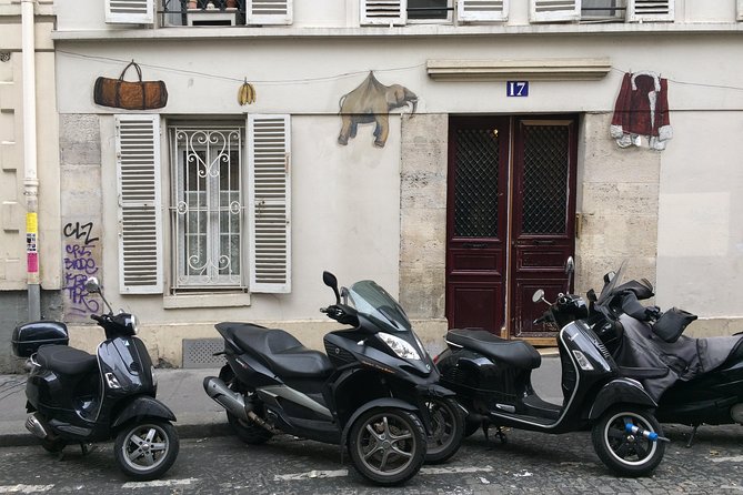 Montmartre Street Art Tour with an Artist - English Language, Mobile Ticket, and Practical Setup