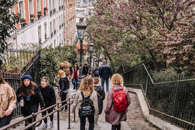Montmartre Tour with a Local Guide: Private & 100% Personalized - Sacré-Cœur hilltop views: timing and how to manage the climb