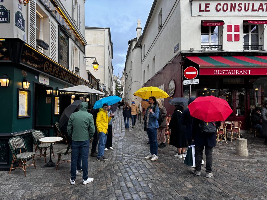 Montmartre Walking Tour in English - Moulin Rouge: postcard energy with a historical explanation