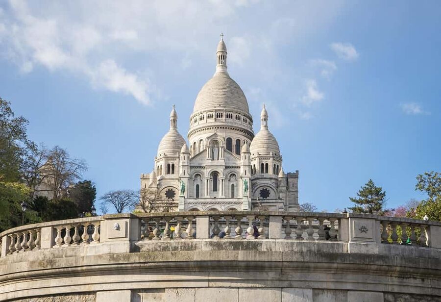 Montmartre Walking Tour in English - Mons Martyrum: the legend behind the name, and why that changes how you look