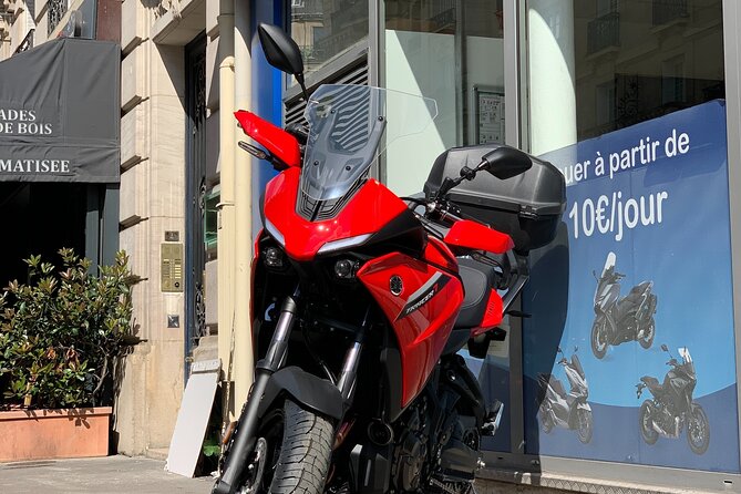 Motorcycle rental A2 Tracer 7 Yamaha 2023 (A2 license) Paris - Entering Bikeloc at 2 Rue Michel Chasles: pickup logistics that affect your whole day
