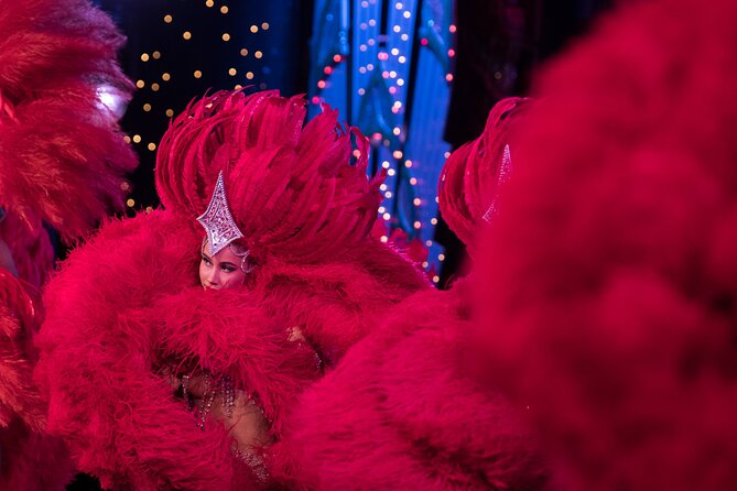 Moulin Rouge Show with Champagne and Seine River Cruise Ticket - Starting near the Eiffel Tower: meeting your Paris CityVision guide