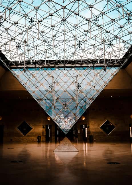 Night at the Louvre Museum: 6-people Max Guided Exploration - Why an after-hours Louvre feels calmer and more personal