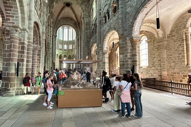 Normandy D-Day Tour with Mont Saint-Michel Day Trip from Paris - Guide style, group size, and what your pace should be