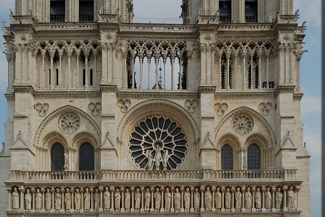 Notre Dame Area Guided Tour with Experienced Guide - Price and Value: Paying for Time, Not Admission