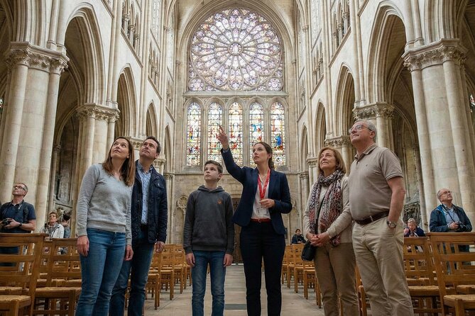Notre Dame Cathedral:Interior & Exterior Small Group Guided Tour - A 5-person Notre-Dame tour that’s actually manageable