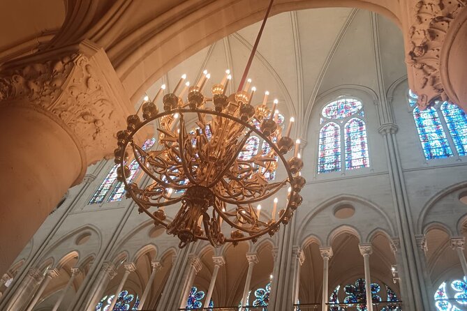 Notre-Dame Cathedral Private tour - Two hours inside Notre-Dame: what the guide will help you see