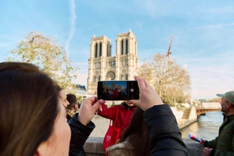 Notre Dame Cathedral :Reserved Access, Cruise & Outside Tour - Key things to know before you go