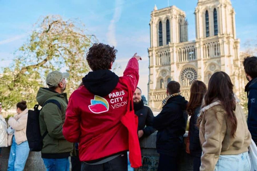 Notre Dame Cathedral :Reserved Access, Cruise & Outside Tour - The guided exterior walk: Gothic details and neighborhood context